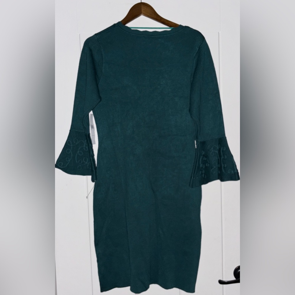 Maggy London Emerald Green Bell Sleeve Sheath Dress Size L NWT Holiday Party‎ - Picture 2 of 10